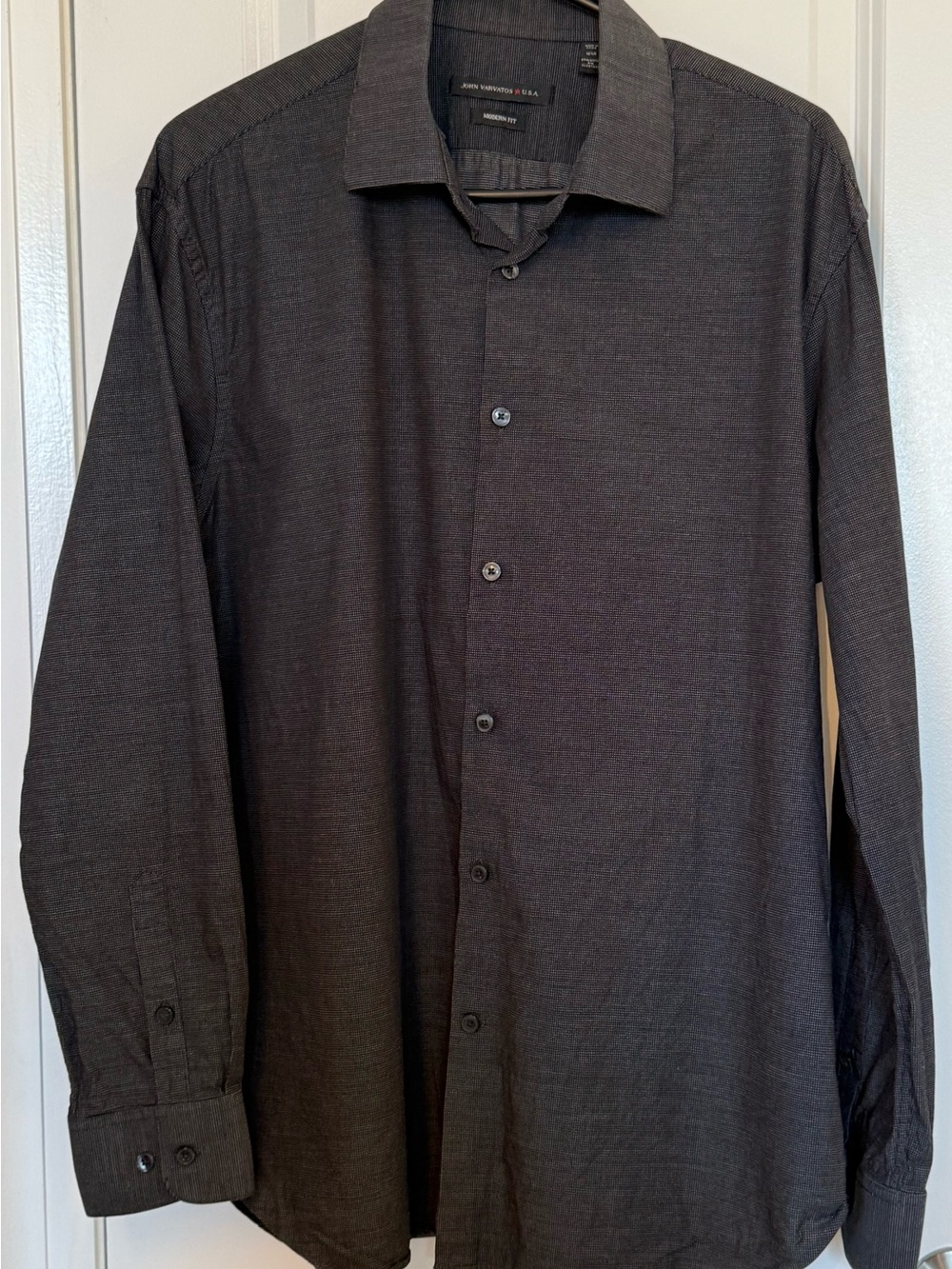 John Varvatos Men's Long-Sleeve Dress Shirt in Dark Charcoal